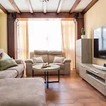 Apartment Lor Pintada 2a